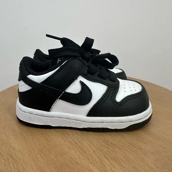 Nike Toddler Dunk Low Pandas - Size 4c - Picture 4 of 11